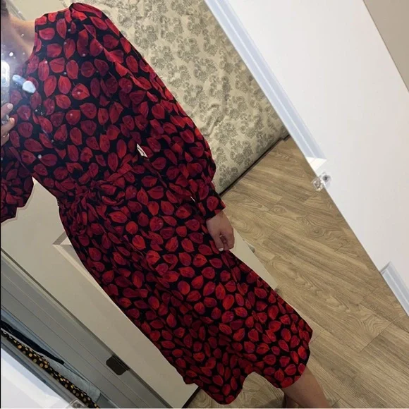 Floral Printed Midi Length Dress - Picture 4 of 4